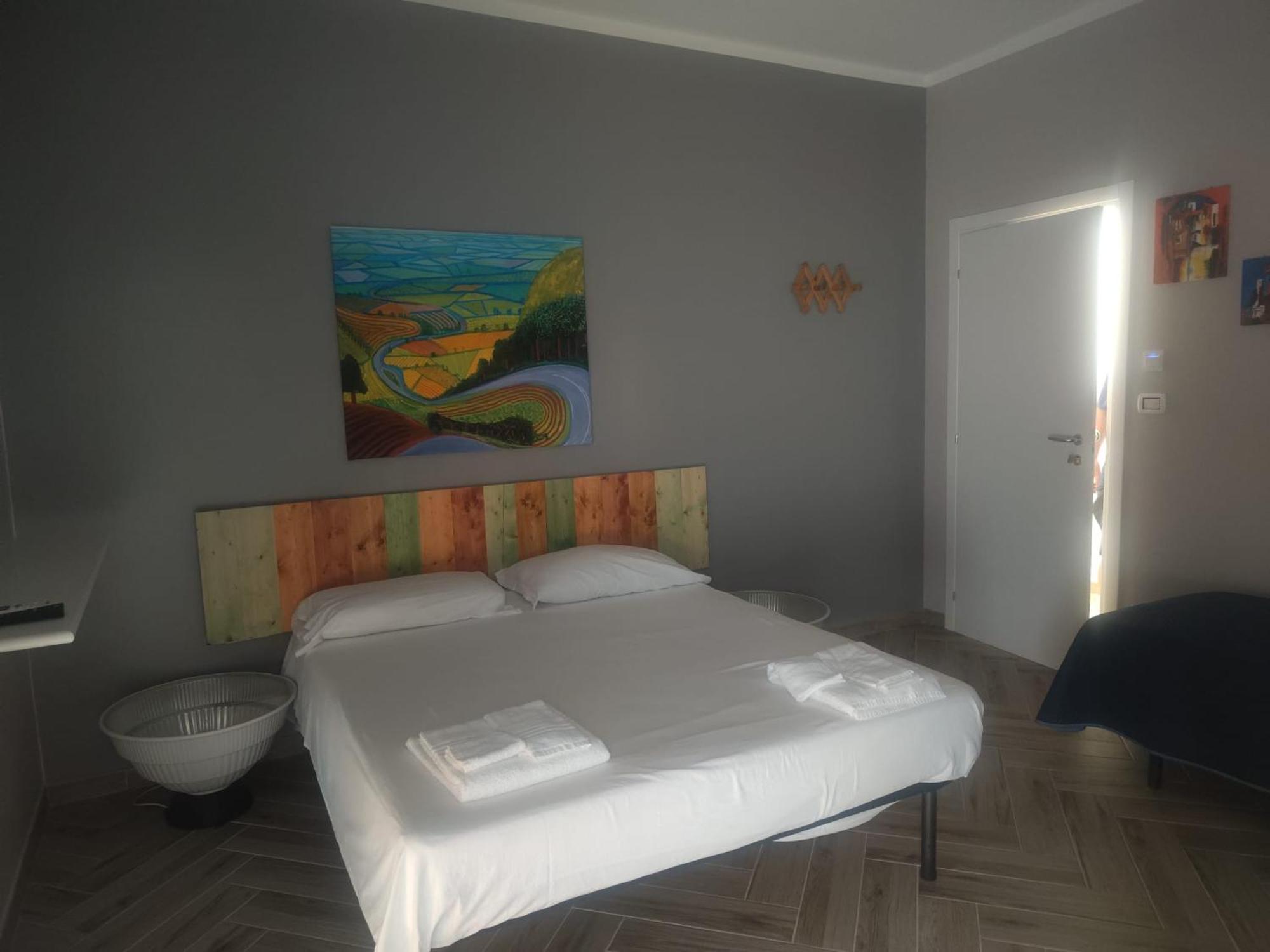 The House Of The Waves Hotel Brindisi Eksteriør billede
